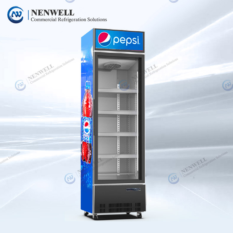 small commercial refrigerator and hinge door refrigerator
